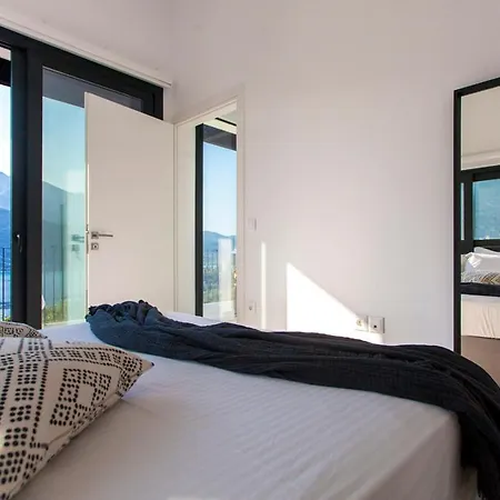 Theia Katokhorion (Lefkada)