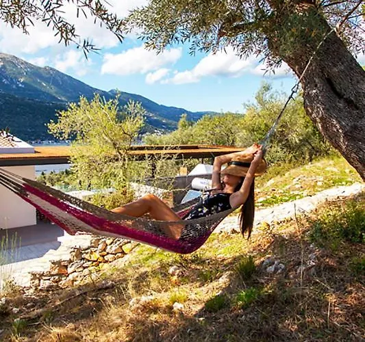 Theia * Katokhorion (Lefkada)